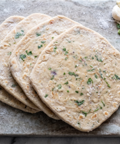 Frozen Garlic Paratha 4 Pieces Family Pack