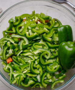 Buy Fresh Green Capsicum Sliced 250g Online in Lahore Ready to Cook Shimla Mirch